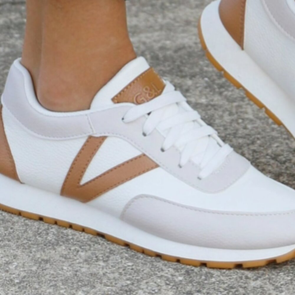 NWT - The Best Style with durable leather cozy sneakers